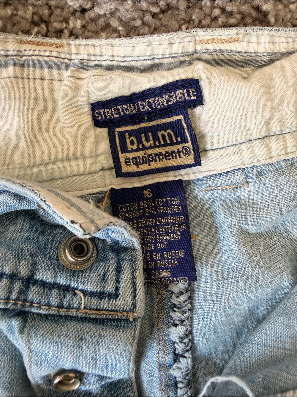 b.u.m. Equipment Light Wash Denim Shorts - Light Blue women’s size 16